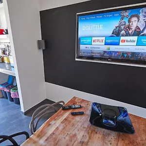 Apartament Apartment In Front Of St Peter'S Square And Vatican Museums - Mypad In Rome, Rzym